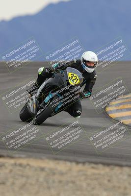 media/Jan-14-2023-SoCal Trackdays (Sat) [[497694156f]]/Turn 12 (120pm)/